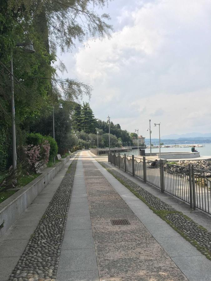 Antico Borgo Leilighet Desenzano del Garda Eksteriør bilde
