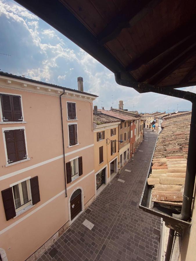 Antico Borgo Leilighet Desenzano del Garda Eksteriør bilde